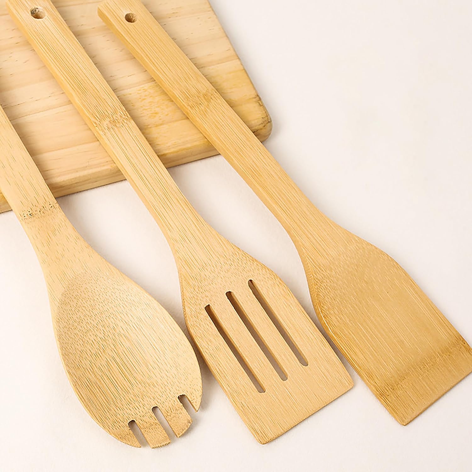 Lot de 8 Ustensiles de Cuisine en Bambou, Cuillères et Spatules en Bois, Anti-adhésifs et Wok, Spatule Pelle, Ensemble D'ustensiles de Cuisine Résistant à la Chaleur Outils Cuillère Spatule