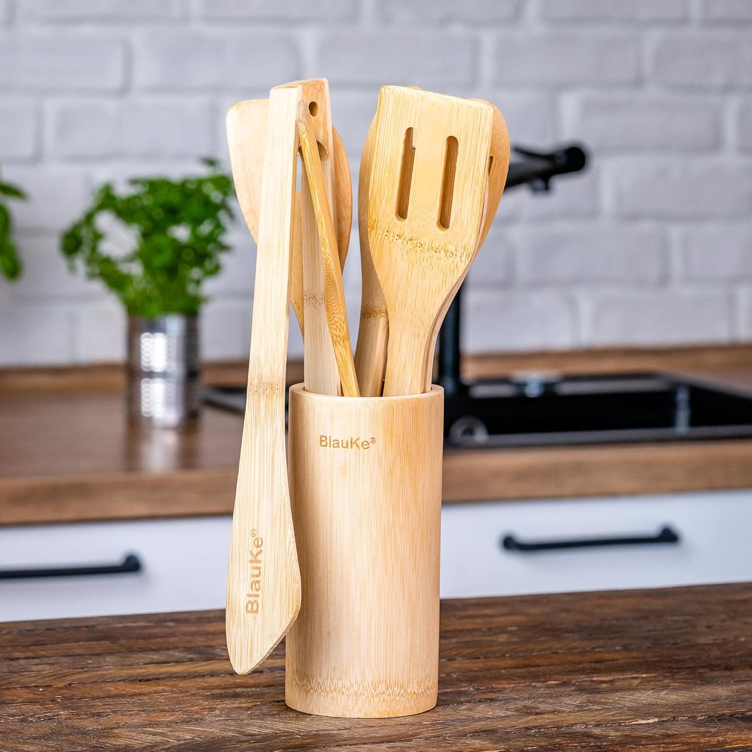 Ustensiles De Cuisine En Bois De Bambou – Set de 8 Accessoires de Cuisine (Raclette, Palettes, Cuillère, Spatule en Bois, Pince, Porte) – Ensemble de Spatules De Cuisine En Bambou Écologiques Naturels